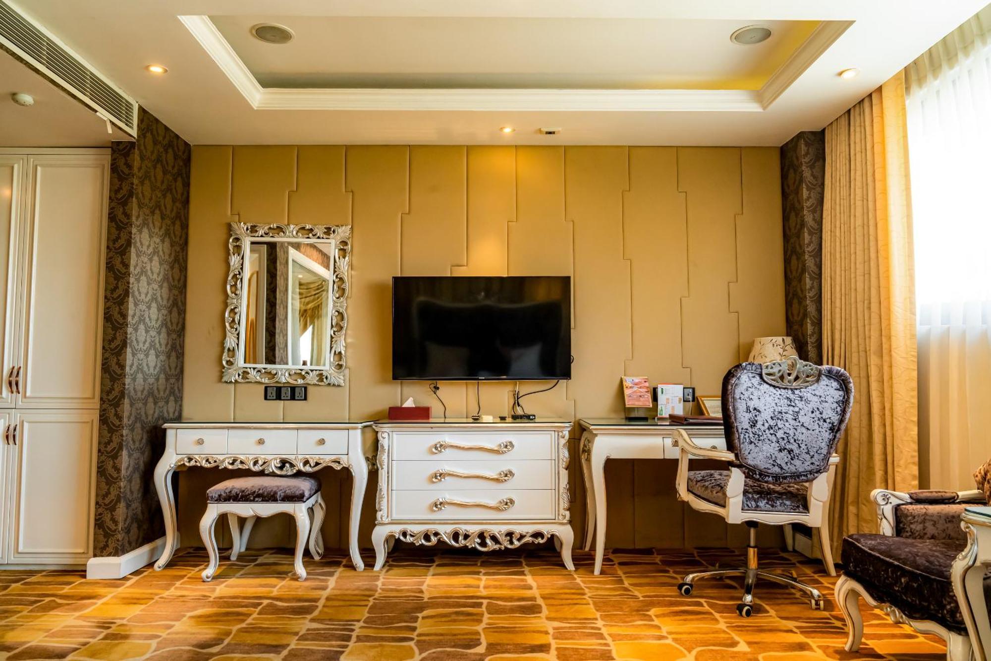 Hoang Trieu Hotel Ho Si Minh-város Kültér fotó