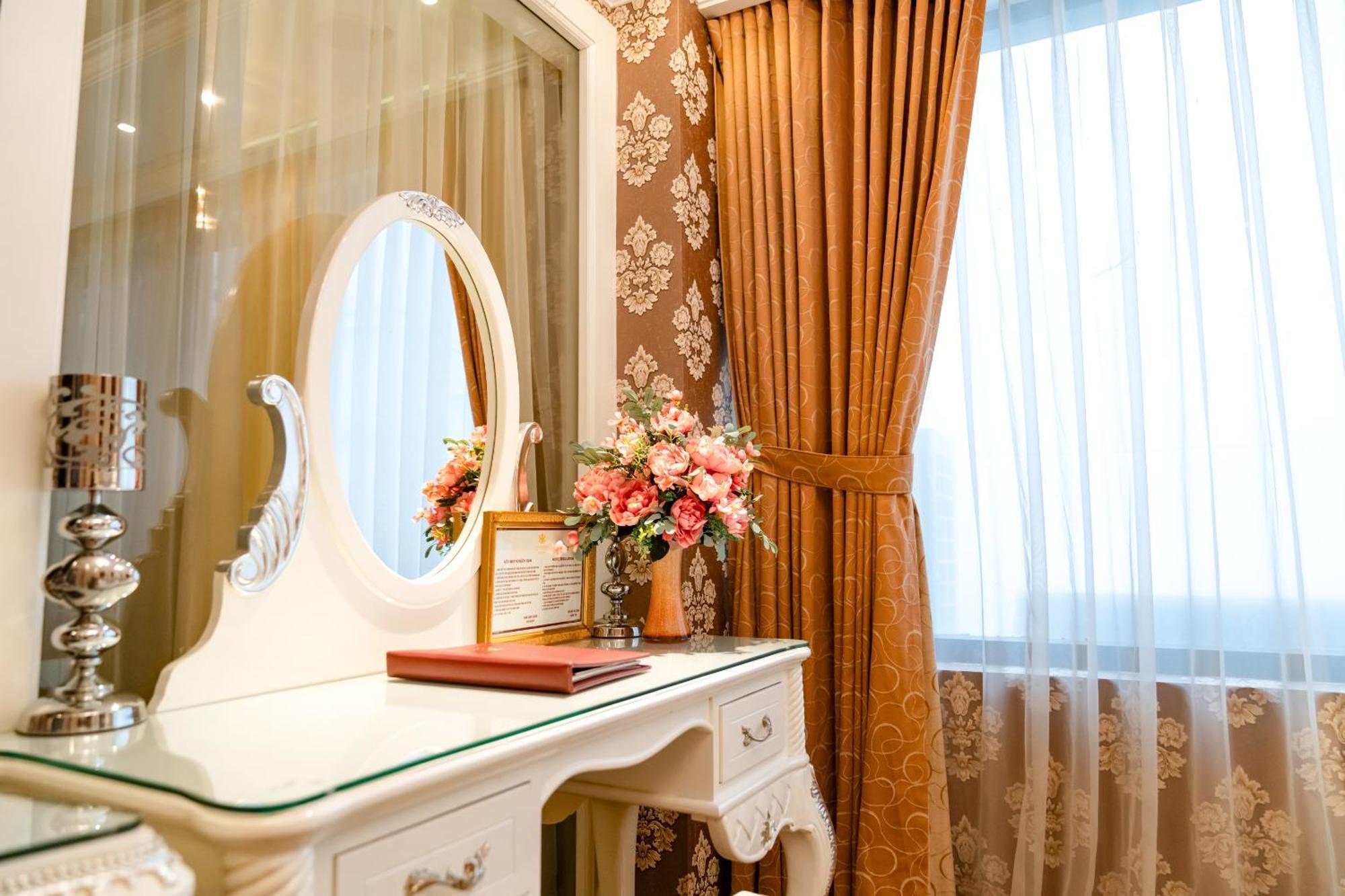 Hoang Trieu Hotel Ho Si Minh-város Kültér fotó